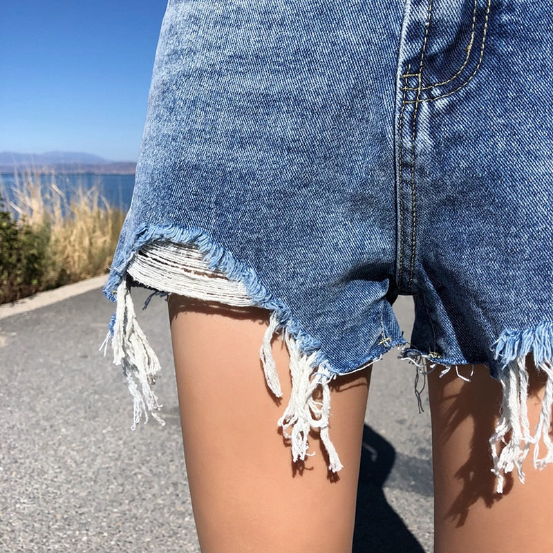 Streetwear Denim Shorts For Women 2022 Summer High Waist Ripped Cool Blue And Black Shorts With Tassel Pockets Mini Short Jeans